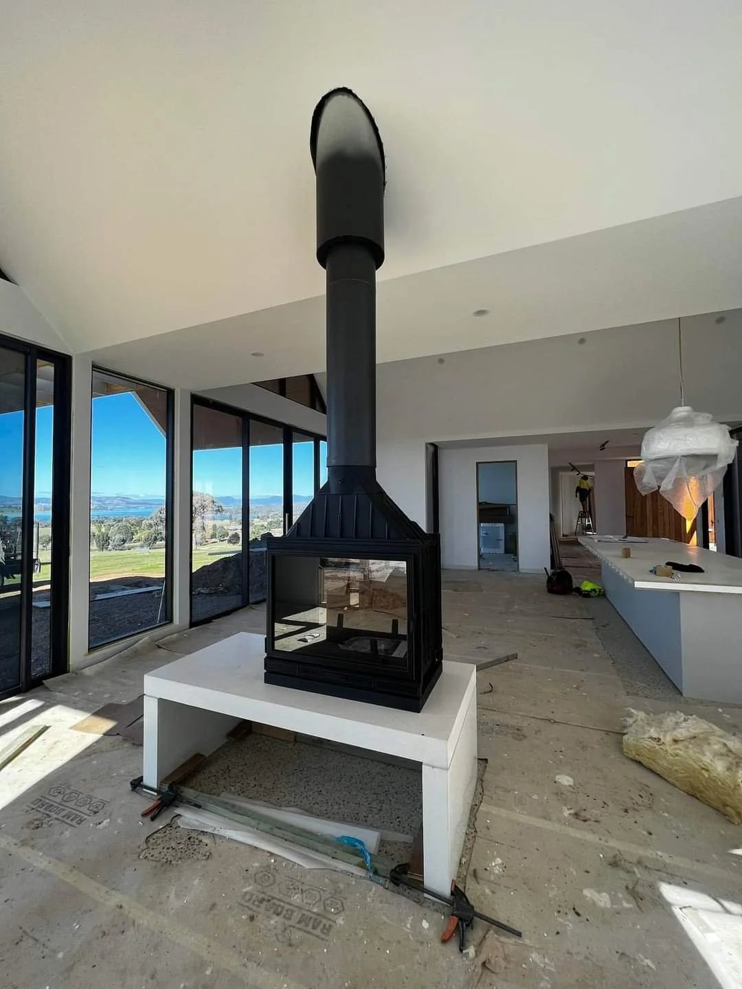 Double sided fireplace, open living house